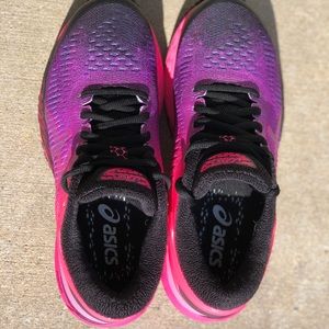 ASICS Gel-Kayano 25 SP, size 6